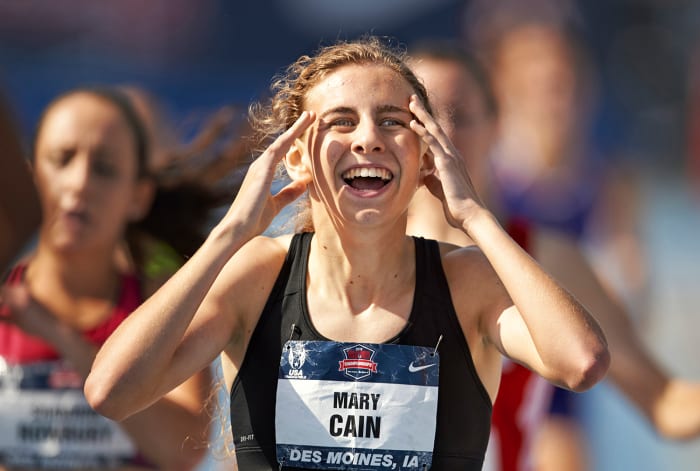 mary-cain-celebration-track-running